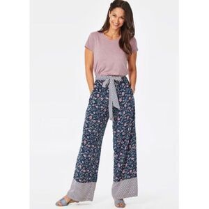 Matilda Jane Navy Floral A Day Off Pants